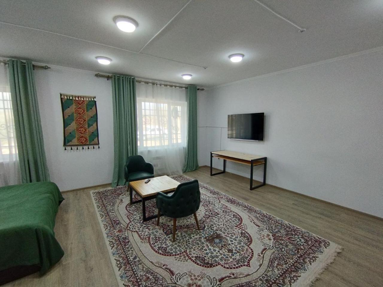 Issyk - Kol Hotel Balykchy Bagian luar foto